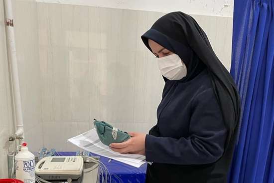 بازدید و پایش نظارتی کارشناسان نظارت بر درمان شبکه بهداشت و درمان لاهیجان از درمانگاهها 